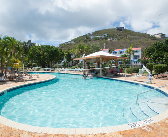 Bluebeard's Beach Club (St. Thomas): What to Know BEFORE You Bring Your