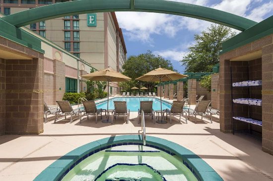 Embassy Suites By Hilton Tampa Usf Near Busch Gardens Tampa Fl