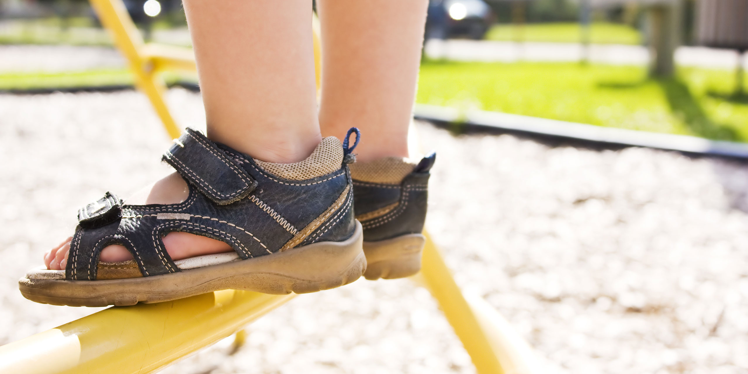 10 Best Travel Sandals for Kids 