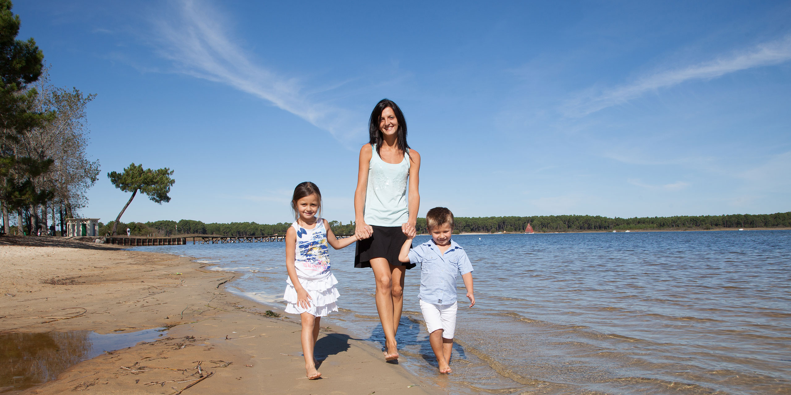 6 Tips for Single Parent Vacations | Family Vacation Critic