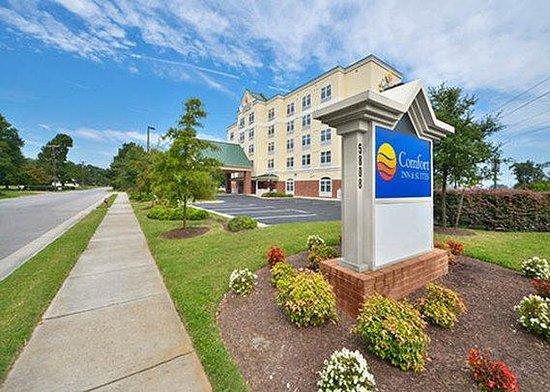 Comfort Inn Suites Virginia Beach Norfolk Airport Virginia Beach Va What To Know Before You Bring Your Family