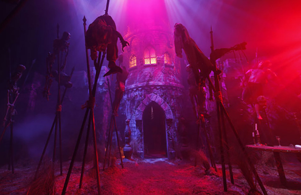 Kids Will Scream for These Halloween Amusement Parks ...