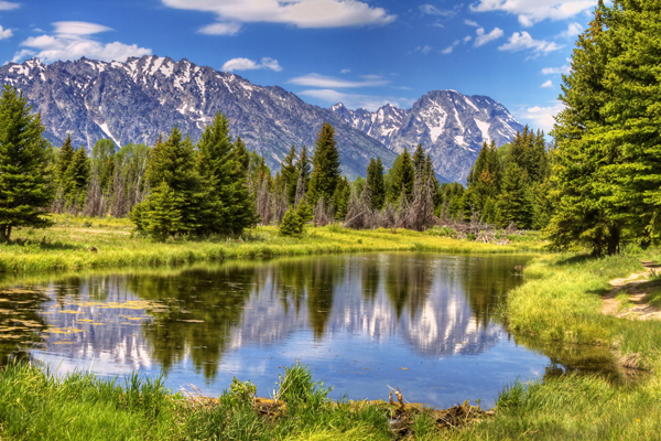 Lake and mountains at Grand Teton National Park.