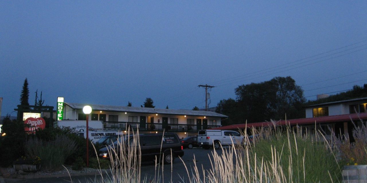 Apple Inn Motel (Chelan, WA): What to Know BEFORE You Bring Your Family