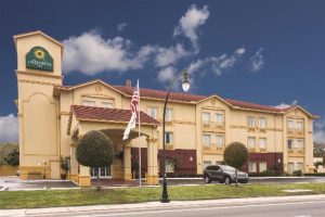 La Quinta Inn Tampa South (Tampa, FL): What to Know BEFORE You Bring