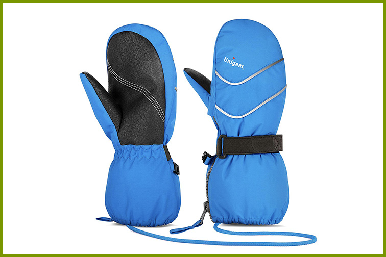 Unigear Kids Ski Mittens Waterproof Winter Snow Thinsulate Mittens with String for Boys and Girls; Courtesy of Amazon Unigear Kids Ski Mittens Waterproof Winter Snow Thinsulate Mittens with String for Boys and Girls; Courtesy of Amazon