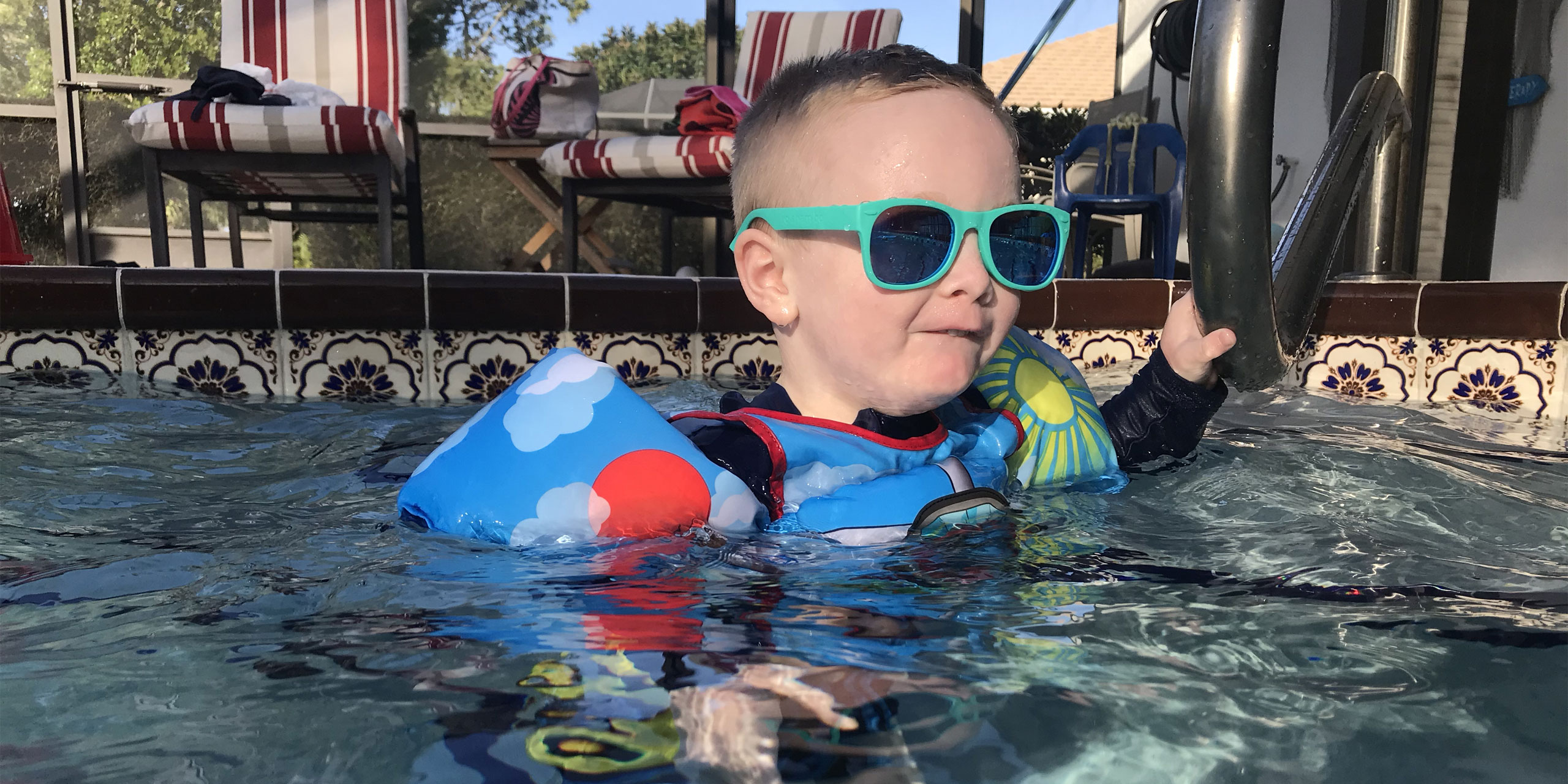Body Glove Paddle Pals Child Toddler Swim Type 3 Life Jacket Vest Under Water 