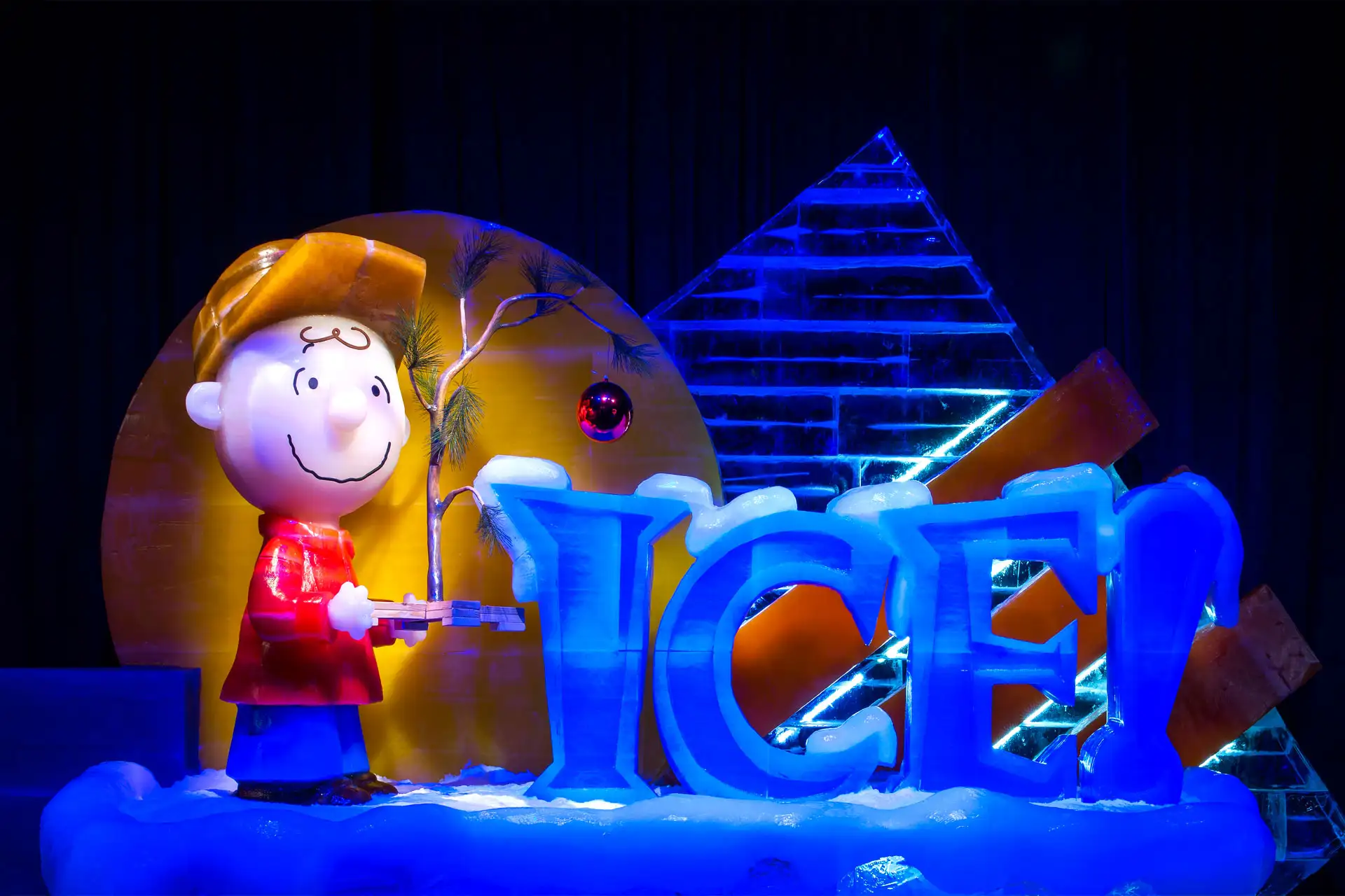 ICE! featuring A Charlie Brown Christmas a tGaylord hotels.