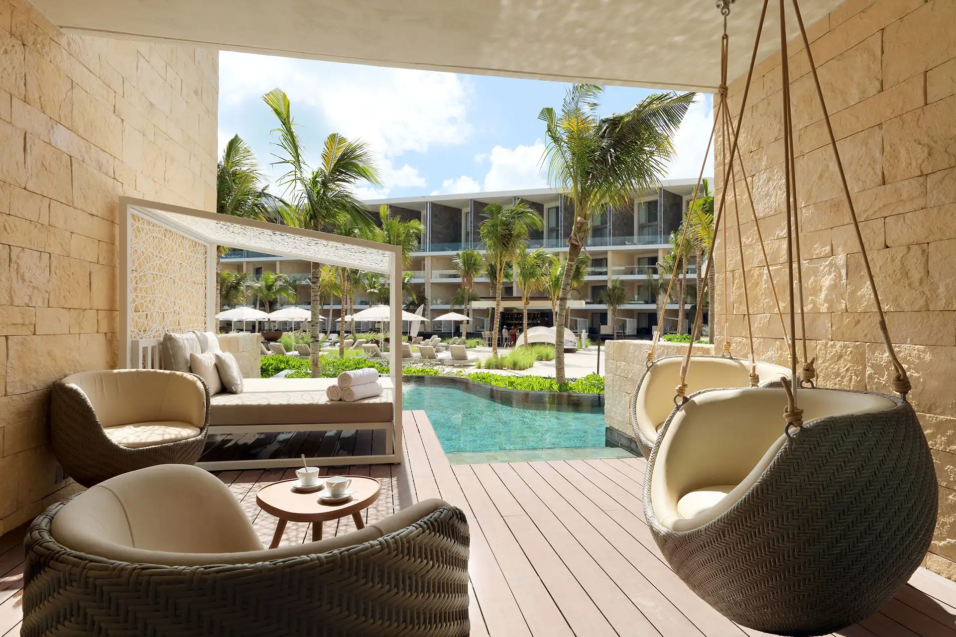 Swim-Up Suites at Grand Palladium Costa Mujeres Resort & Spa