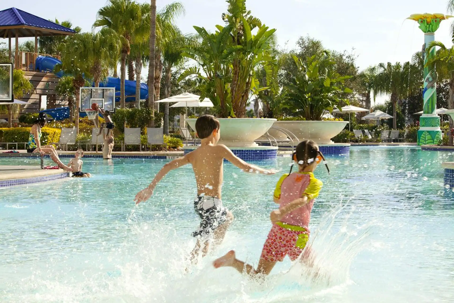 Kids Splashing in Pool at Hilton Orlando