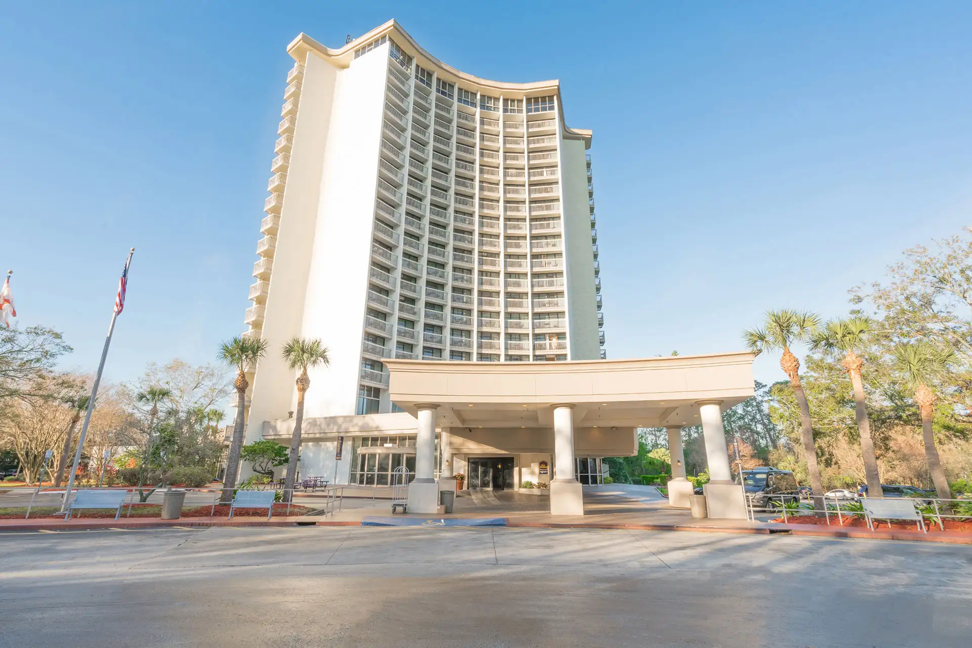 BEST WESTERN Lake Buena Vista Resort Hotel; Courtesy of BEST WESTERN Lake Buena Vista Resort Hotel