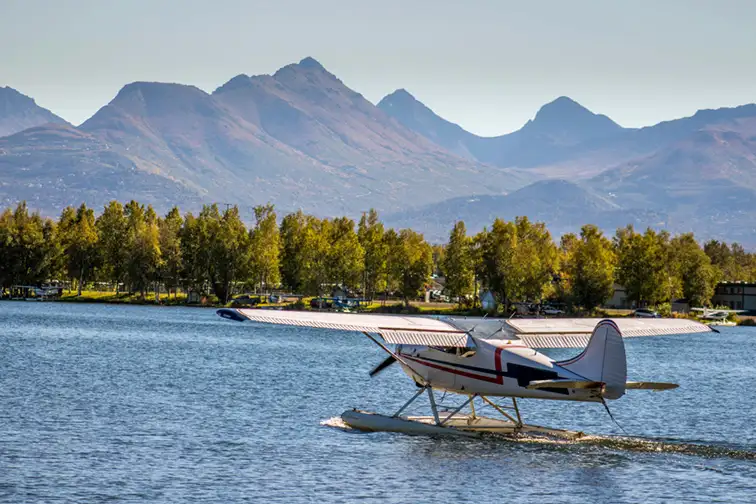 Seaplane take-off from Lake Hood Seaplane Base in Anchorage, Alaska; Courtesy of Justin Beyerlin/Shutterstock