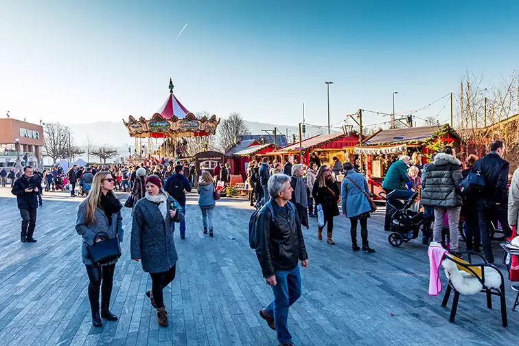 Zurich christmas market; Courtesy of Shutterstock