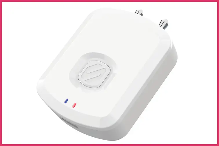 Courtesy of Scosche FlyTunes Wireless Audio Transmitter ; Courtesy of Scosche