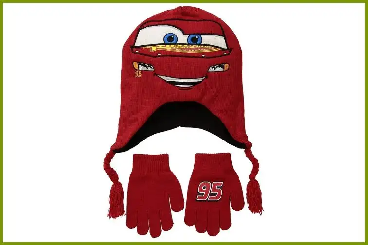 Cars themed hat and gloves