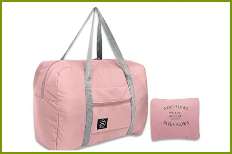Travel Bags Lightweight Duffel in Pink